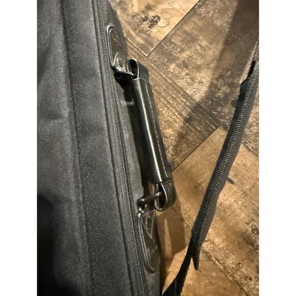 Targus  Laptop Bag- Black - Picture 5 of 8